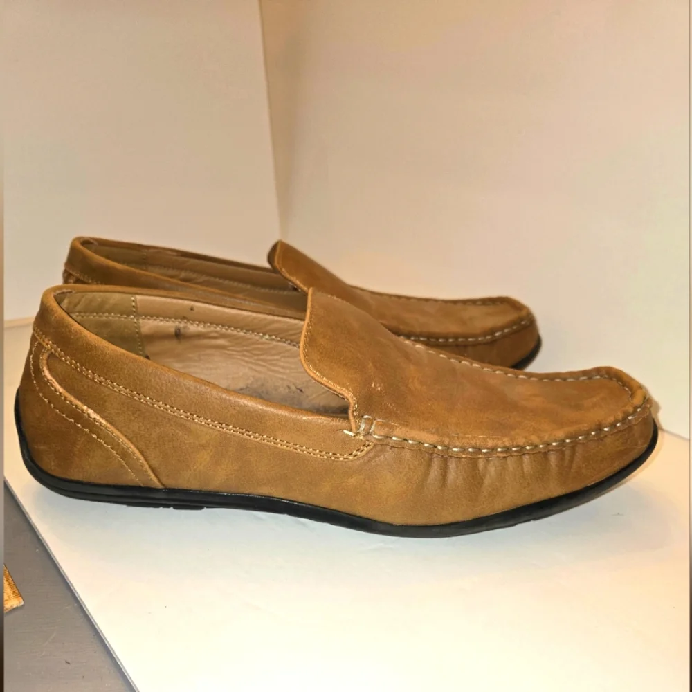Savannah Harbor Men's 10.5M Tan Loafers